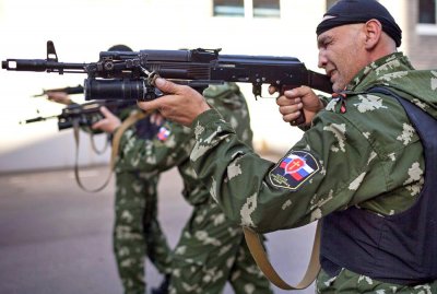 Ополченцы взяли под контроль завод по производству взрывчатки в Донецке