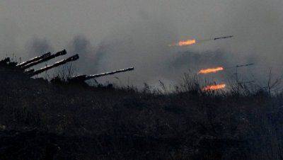 Ополчение заявило, что обстреляло колонну силовиков у границы с РФ