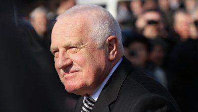 Украина пожаловалась на пророссийскую позицию экс-президента Чехии