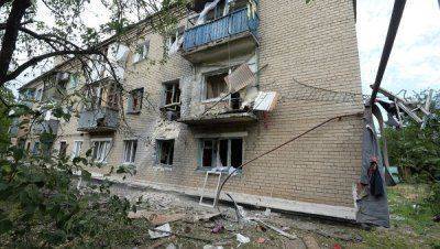 Украинская авиация нанесла авиаудар по городу Снежное, есть погибшие