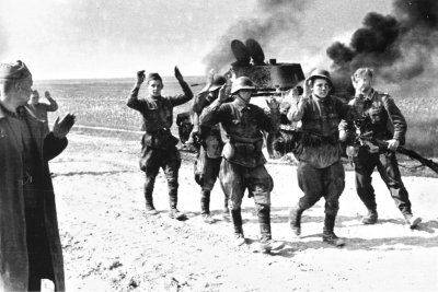 Пограничники Украины с белым флагом попросили помощи у российских коллег