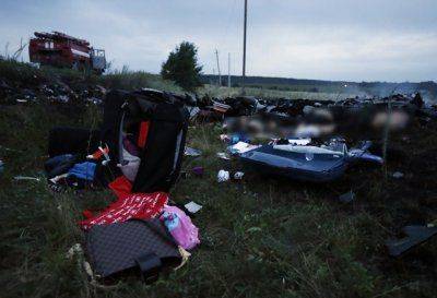 Очевидцы: пассажиры "Боинга" могли быть мертвы еще до катастрофы