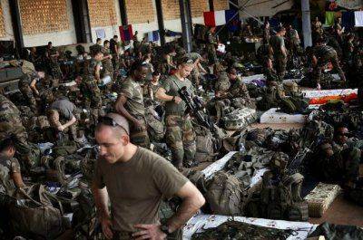 Хунта легализирует участие западных наёмников в войне на Донбассе