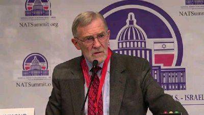 Экс-сотрудник ЦРУ Рэй Макговерн: Я не исключаю зловещего сценария, по которому США и Порошенко сговорились, чтобы сбить самолет