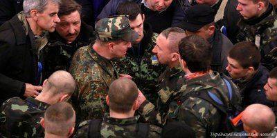 Украинские «поцреоты» нажились на революции.