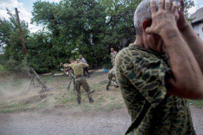 Донецкие ополченцы обнаружили темнокожих наемников в подбитом танке