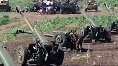 Война глазами врага: украинские артиллеристы готовятся к обстрелу Донецка под бдительным присмотром нацгвардии (видео)