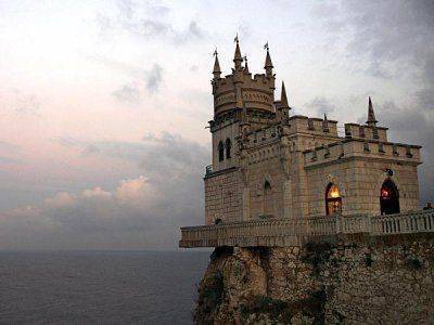 Бабушки в крымских ресторанах