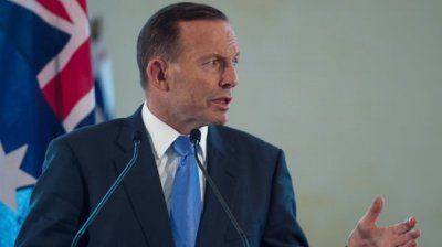 Эбботт: Австралия выделит военное снаряжение для украинской армии