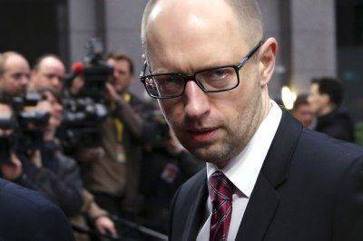 Симоненко уличил Яценюка в нарушении Конституции Украины