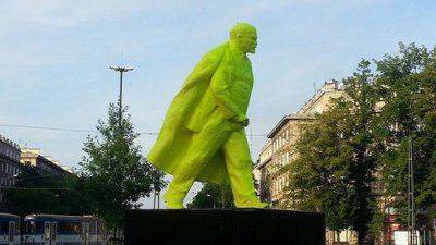 Пшеки опять в своем репертуаре, убогие, что с них возьмёшь.