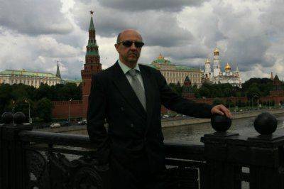 Почти половина россиян верит, что нами управляют масоны и рептилоиды