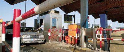 Депутаты предложили запретить объезжать платные дороги