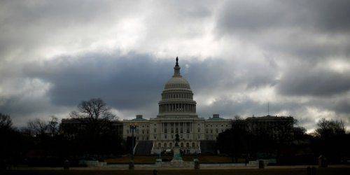 Чешское издание: Спасти США может только военный конфликт России и ЕС