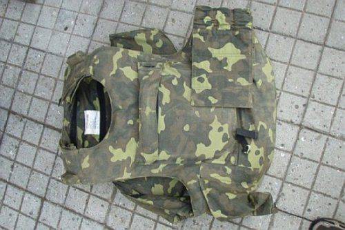 ЛЬВОВСКИЕ ЖУЛИКИ ПРОДАВАЛИ «ГЕРОЯМ АТО» ВАТНИКИ ВМЕСТО БРОНЕЖИЛЕТОВ