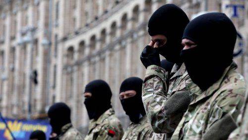 "Правый сектор" предложил пенсионерам Украины поголодать "в пользу молодых"