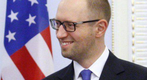 Яценюку по указке США приписали 12%, чтобы начать войну — Марков