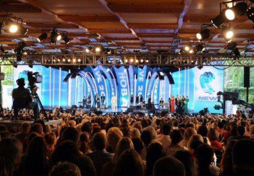 Россияне решают о закрытии всех шоу и фестивалей в Латвии