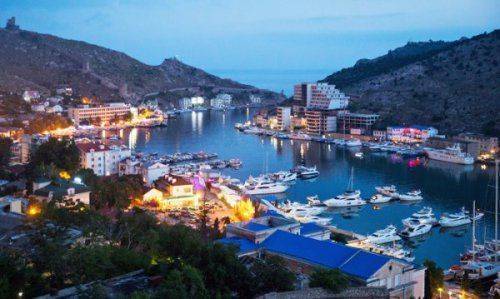 «Будь ласка, дайте нам шматочек Крыма…»