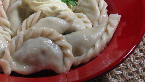 Скоростное поедание вареников закончилось для украинки смертью на сцене