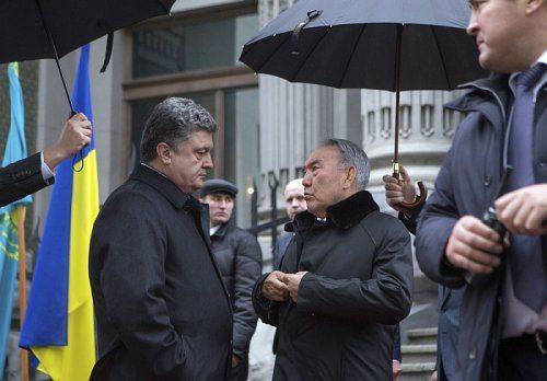 О чем шептались президенты