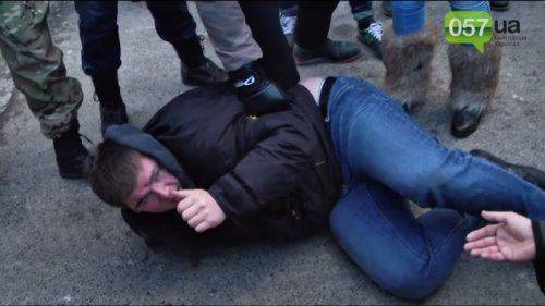 Правозащитники: На Украине массовое нарушение прав человека