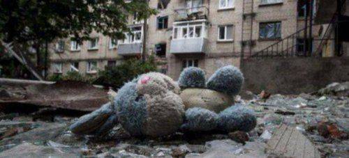 Под Донецком ребенка убило осколками от снаряда на глазах у родителей