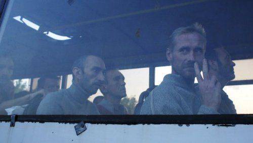 Политолог: родителям "киборгов" уже поздно просить о пощаде сыновей