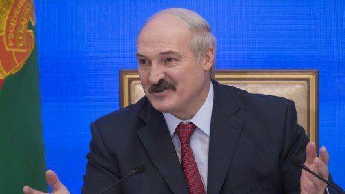 ИноСМИ:    В Белоруссии вступили в силу поправки о «зеленых человечках»