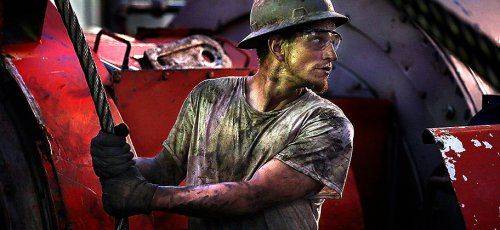 Запад страдает от падения нефти больше России