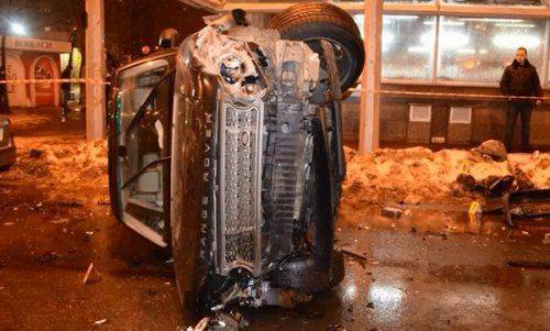 Пьяный водитель на Range Rover разбил шесть автомобилей в Харькове