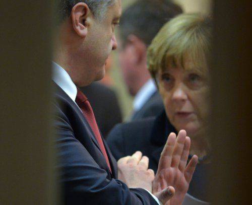 Порошенко назвал неприемлемыми выдвинутые Путиным условия перемирия