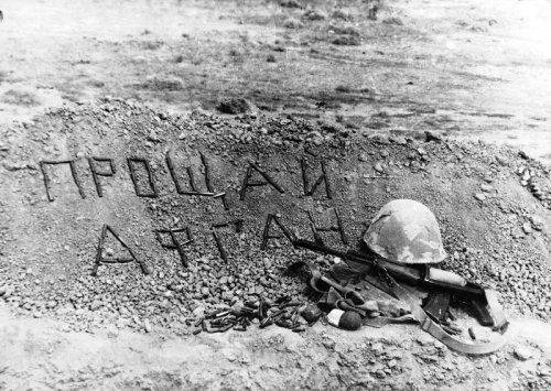 Ваш сын находится в плену у ополченцев ДНР.....