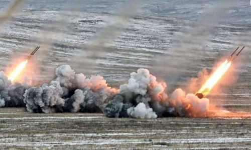 Военный обзор. Украинская армия ведет тревожащие обстрелы и усиливает группировку войск по всей линии фронта