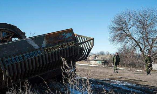 Захарченко: Ополчение из Дебальцево забирало боеприпасы ВСУ вагонами