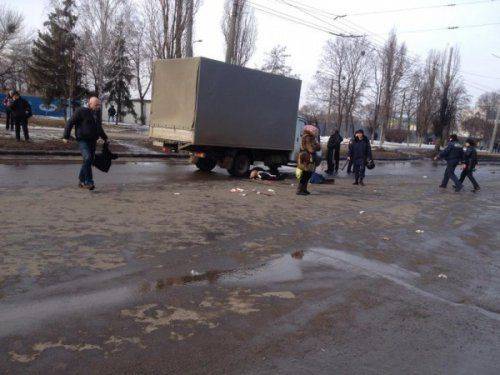 На марше в Харькове произошел взрыв, есть погибшие