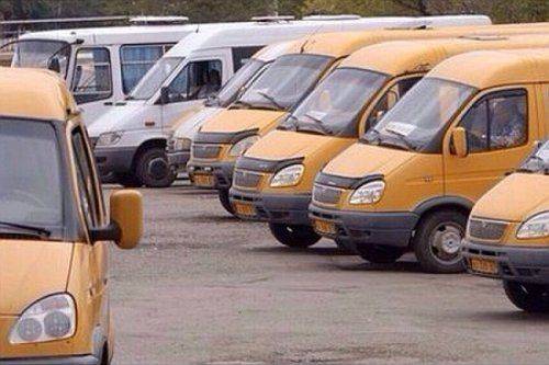 Николаевские таксисты вышли на забастовку и парализовали городское движение 