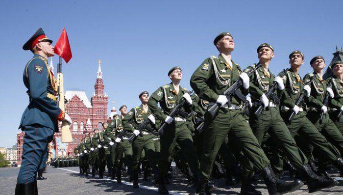 Пушков назвал поведение посла США в Чехии истерикой перед 9 мая