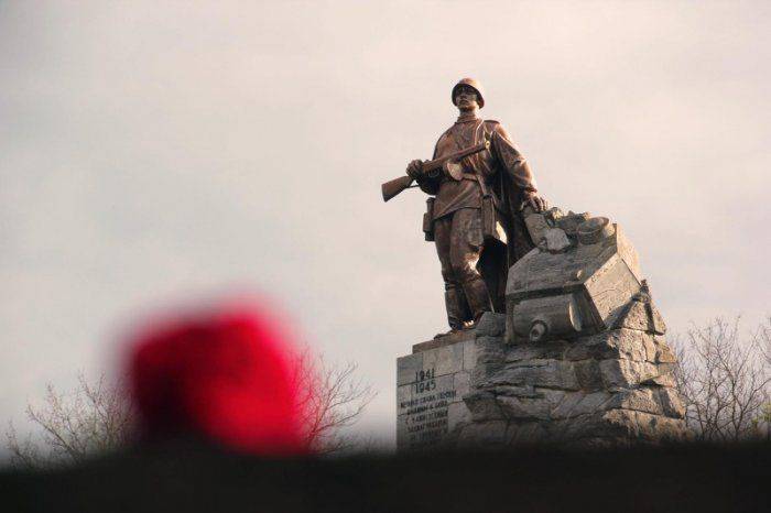 Европейские ценности против украинской дикости. Фоторепортаж из Зеелов