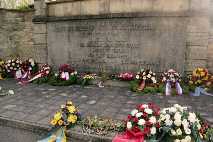 Европейские ценности против украинской дикости. Фоторепортаж из Зеелов