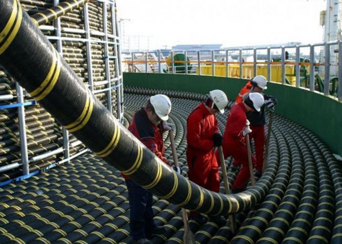 Китай выручил Россию с кабелем для Крыма