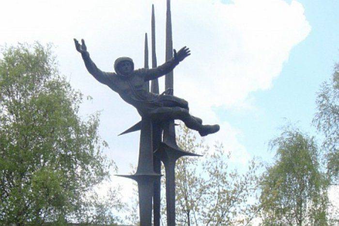 Новая победа: Во Львове снесут памятник Валентине Терешковой