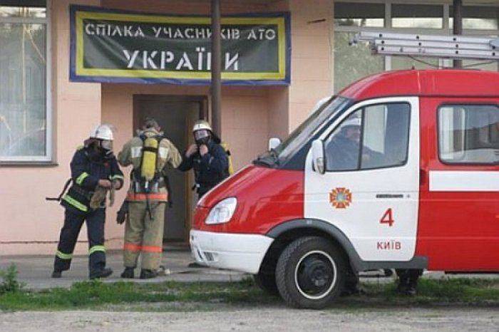 В Киеве волонтеры подожгли свой офис чтобы скрыть следы воровства 