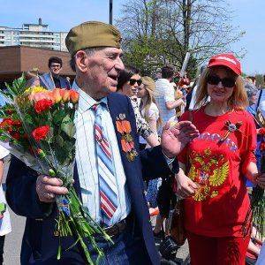День Победы в Канаде