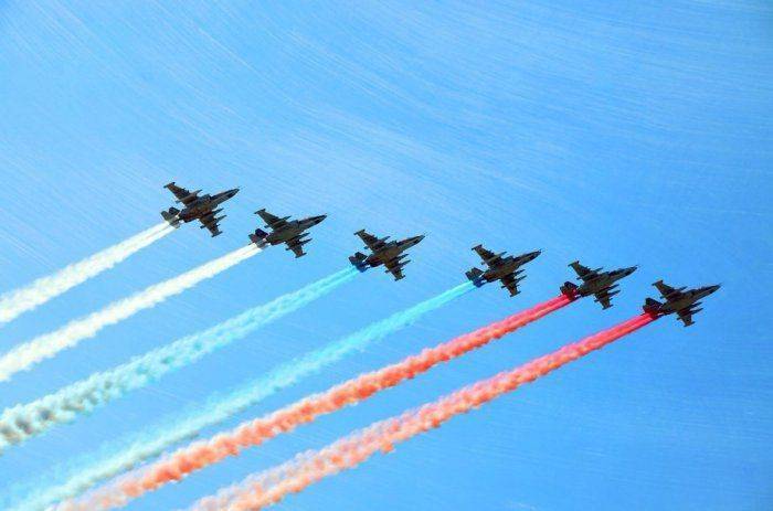 Россия 2015: только вверх, только вперед