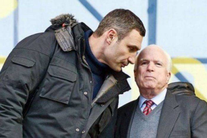 Опубликована стенограмма встречи Кличко и Маккейна