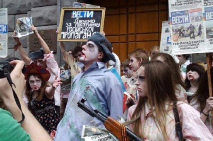 «Не читайте до обеда советских газет…» Шариковы требуют закрыть «Вести»