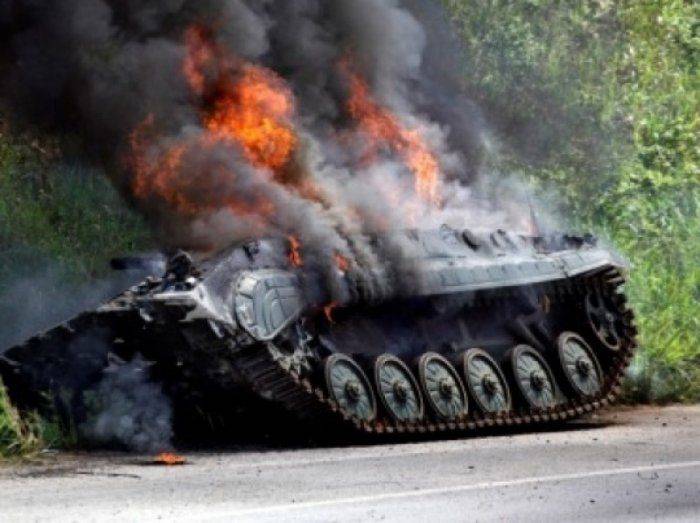 Хроника перемирия: в ЛНР идут танковые дуэли, ВСУ уничтожают Горловку  