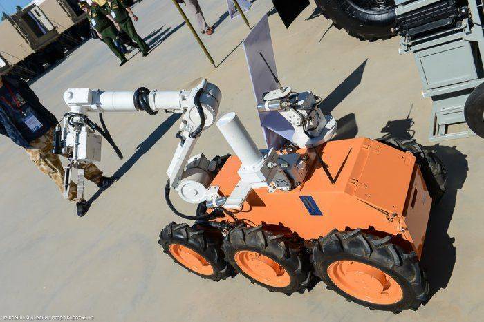 Первые роботы приняты на вооружение российской армии