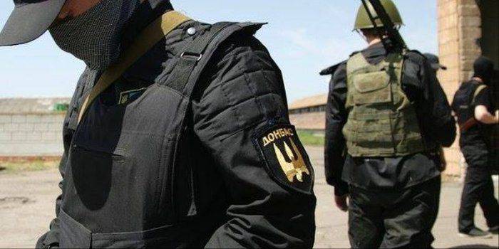 Батальон «Донбасс» снимается с фронта и идет громить ночные кабаки Мариуполя 